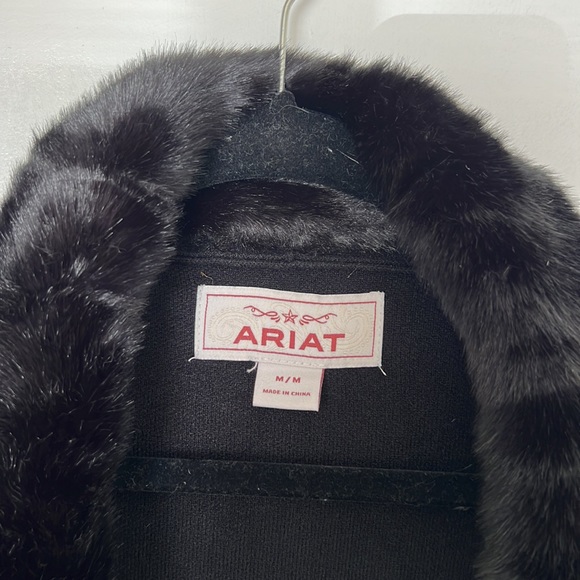 Ariat - faux fur/fringe open cardigan - Picture 5 of 6